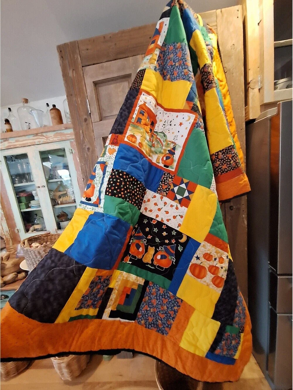 Quilt, hand made, Halloween, pumpkins, cats, unused, impeccable .